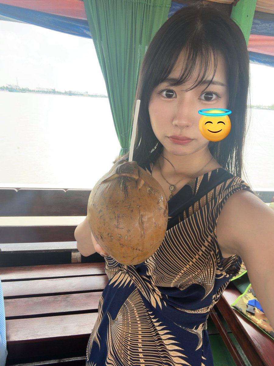 ひなこ tweet media