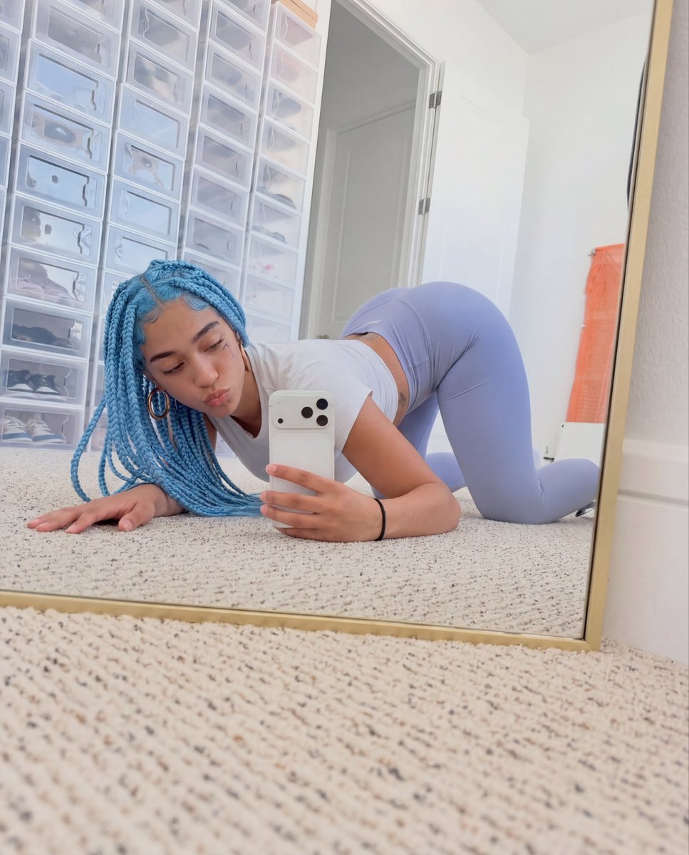 Nyra Blue tweet media