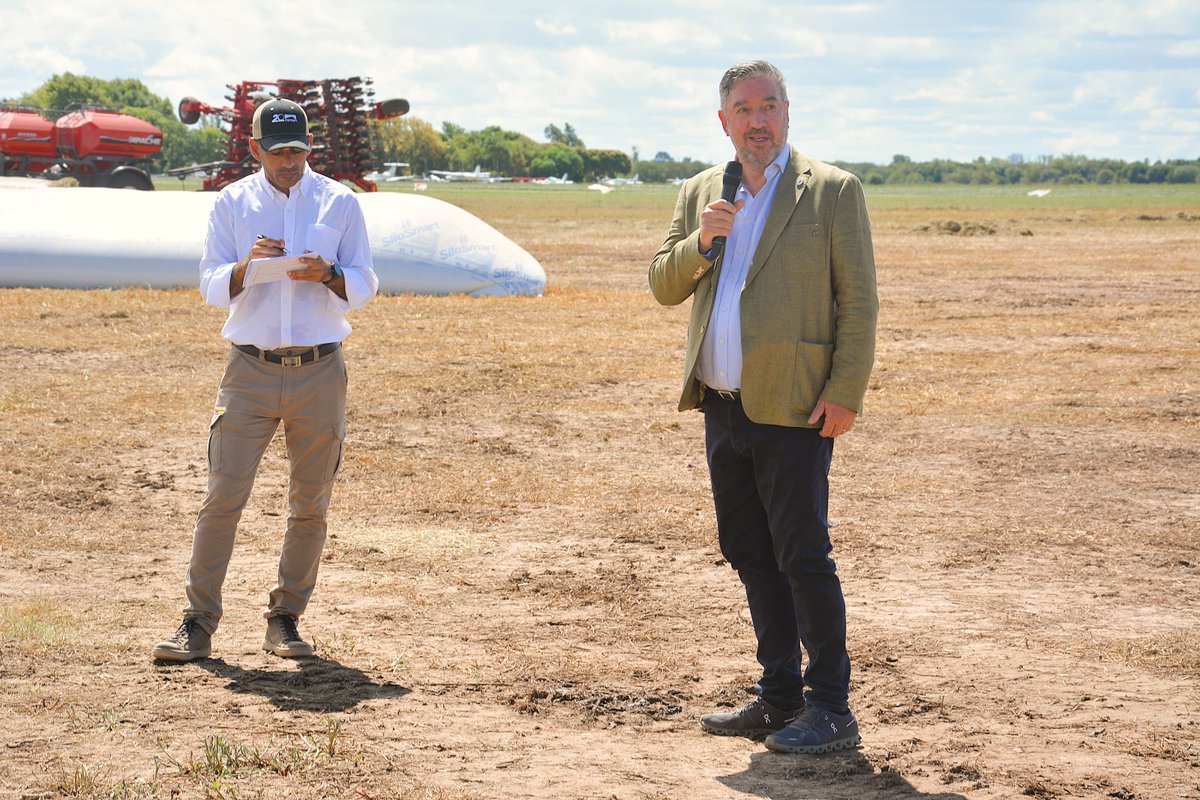 Rector UNNOBA tweet media