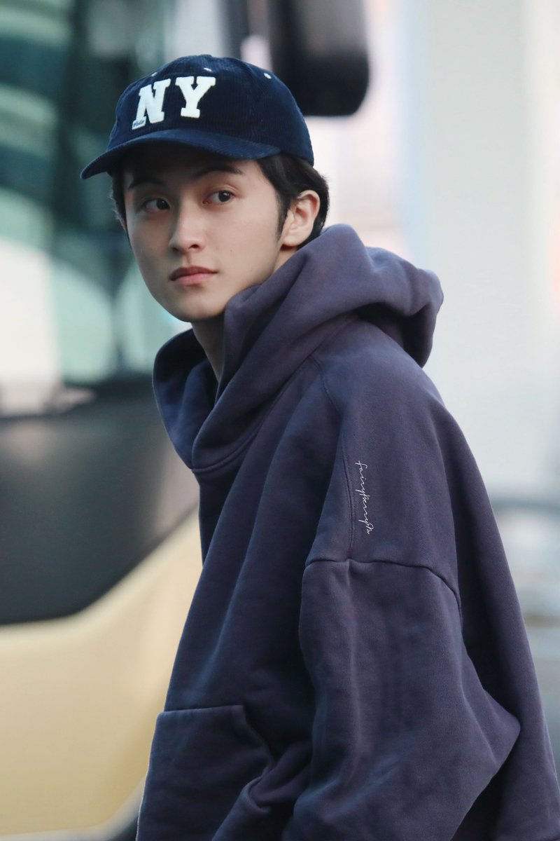 FairyBerryM's tweet photo. 260313 ICN출발

#마크 #MARK #MARKLEE #NCT #NCTDREAM #NCT127 https://t.co/5uAaqEmArf