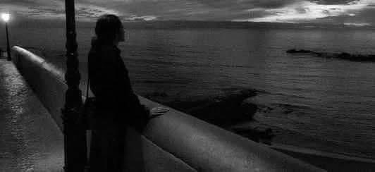 _میَں نے تمہیں 
*کبھی نہ ملنے والی منزلوں پہ
 _بہت ڈھونڈا ہے...!!