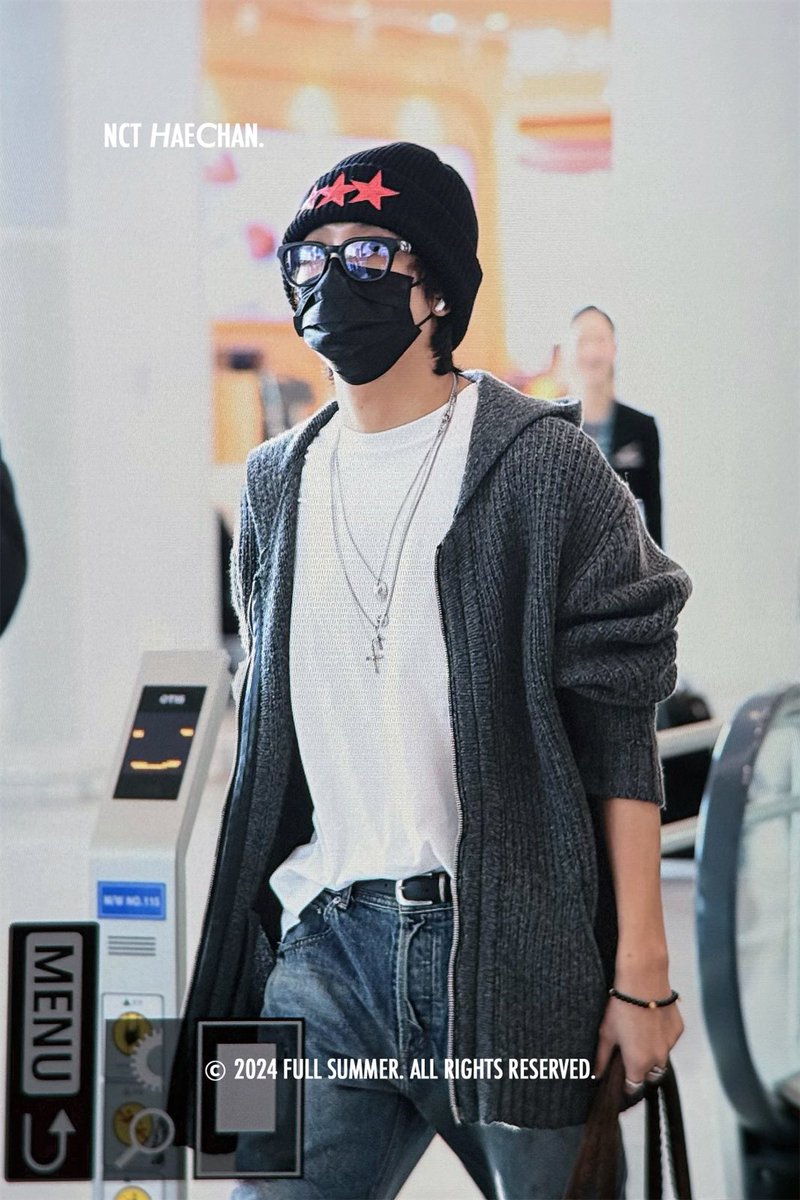 𝖿𝗎𝗅𝗅𝗌𝗎𝗆𝗆𝖾𝗋. tweet media