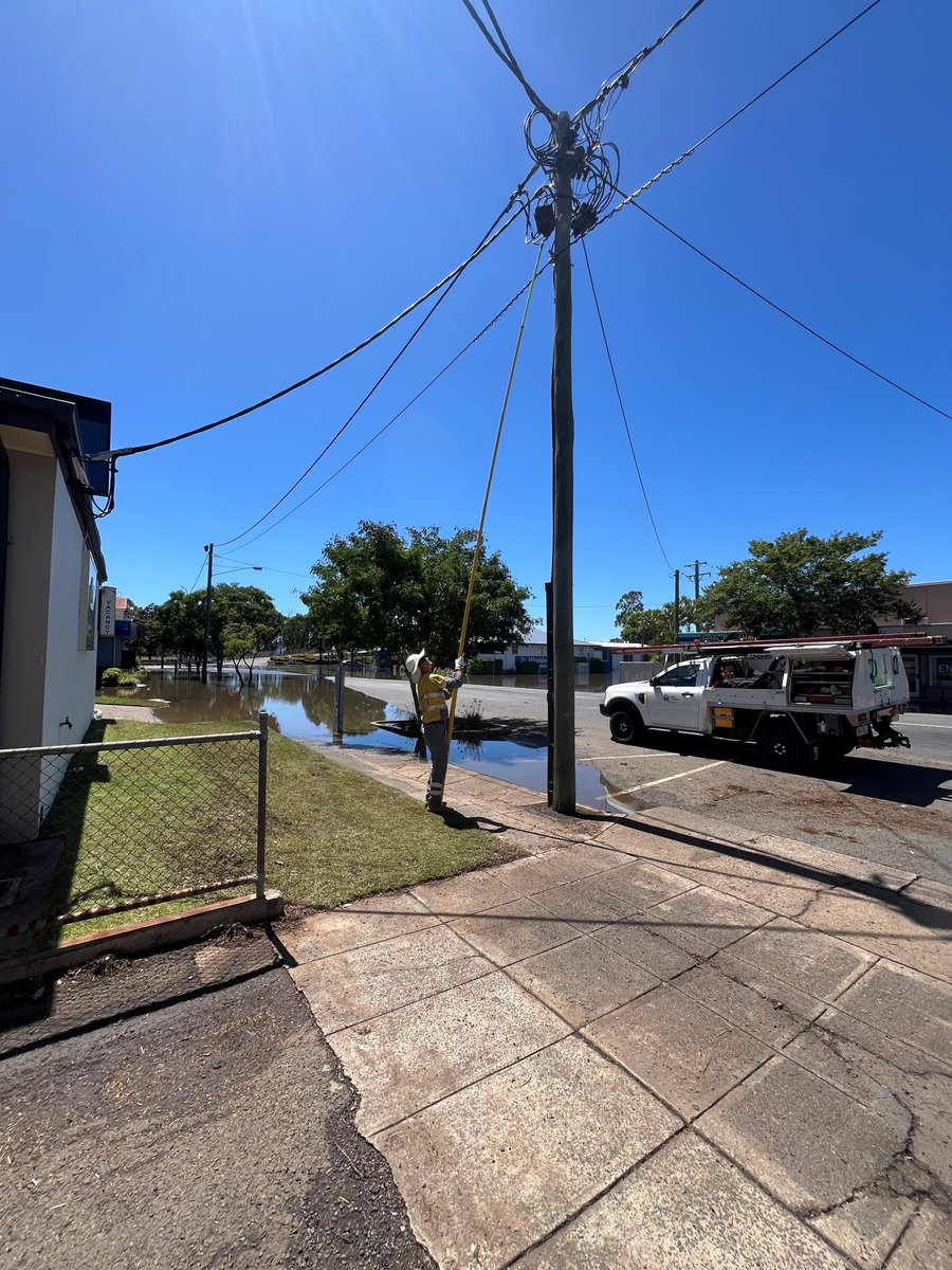 Ergon Energy Network tweet media