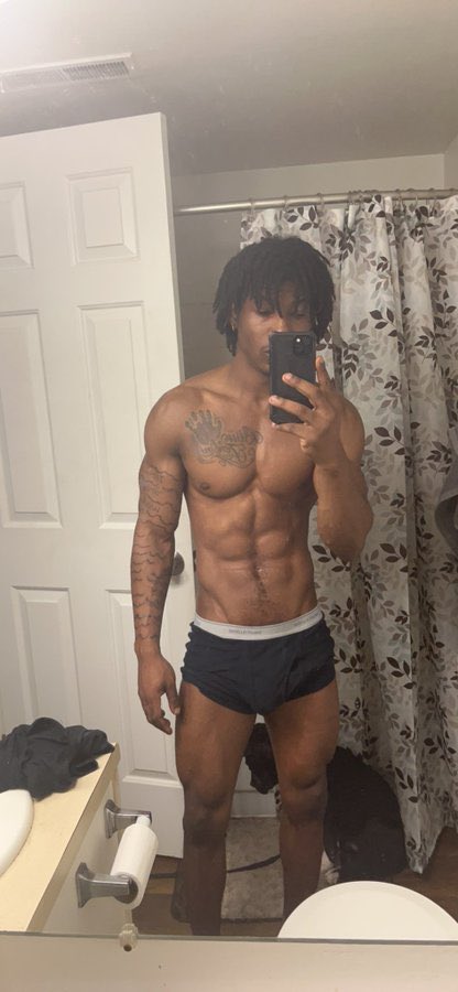 𝕸𝖎𝖐𝖊 ①⓪ⓚ 💦 tweet media