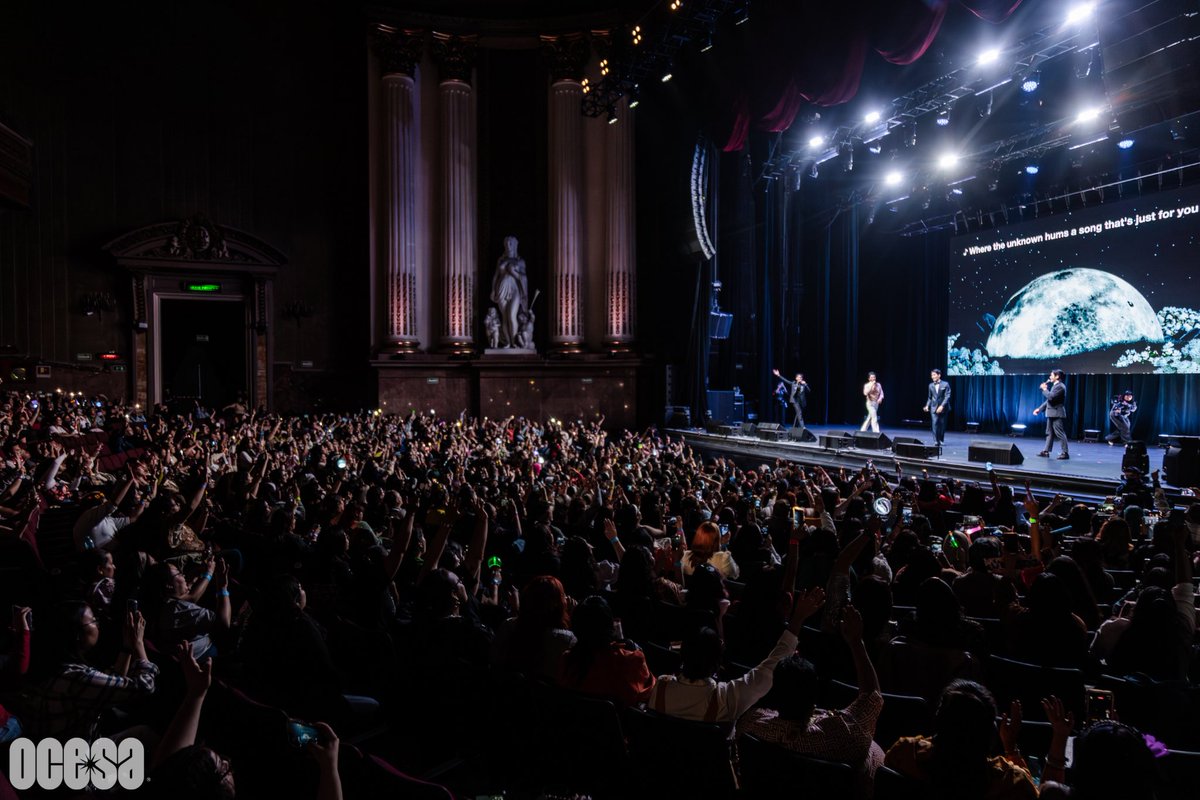 Seguimos aquí 🥹❤️ #ShineMEXFancon #ShineTheSeries
📍 Teatro Metropólitan
📸 Lau Villegas