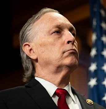 Why did Andy Biggs, who wants to be AZ Governor, vote against releasing the Trump-Epstein Files?

AZ doesn't need a Governor who protects child rapists.

Vote no to any Biggs up and down ballot.