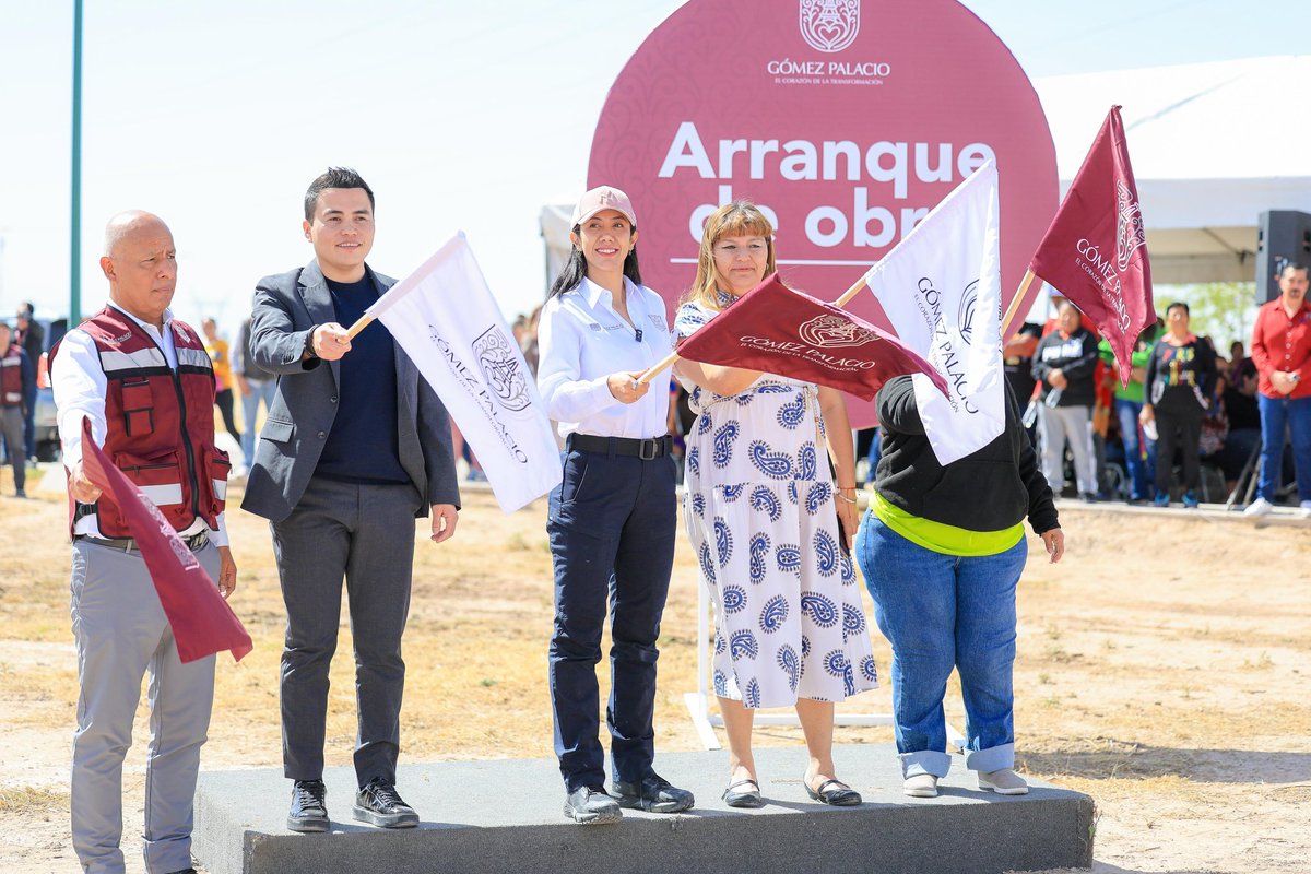 BetzabeMtzA's tweet photo. Iniciamos la primera etapa en el Panteón Municipal: 125 fosas de tres niveles, un columbario con 500 nichos y nuevos andadores para mejorar el acceso y la movilidad.
Gobernar también es cuidar los espacios donde descansan nuestros seres queridos. https://t.co/T26UiNW5mD