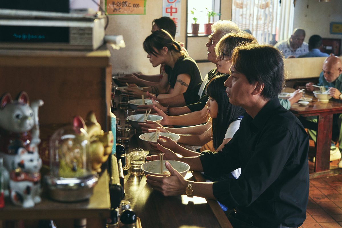 eiga_specials's tweet photo. ／
#映画スペシャルズ
邦画実写No.1スタート🎊
＼
⠀
“EZ⁉ あれEZ(Easy)じゃねぞ！”
――　“あの夏、踊れるまでの軌跡”
https://t.co/26CJwCLVUX 
⠀
「スペシャルズ」5人のダンス特訓の舞台裏✨
ダンスドキュメンタリースペシャル映像解禁🎥
⠀
🕺┫映画『スペシャルズ』┣🕺
🎥大ヒット公開中！
#佐久間大介(Snow Man)
#椎名桔平 #中本悠太(NCT) #青柳翔 #小沢仁志
原案・脚本・監督 #内田英治 
#SnowMan #オドロウゼ