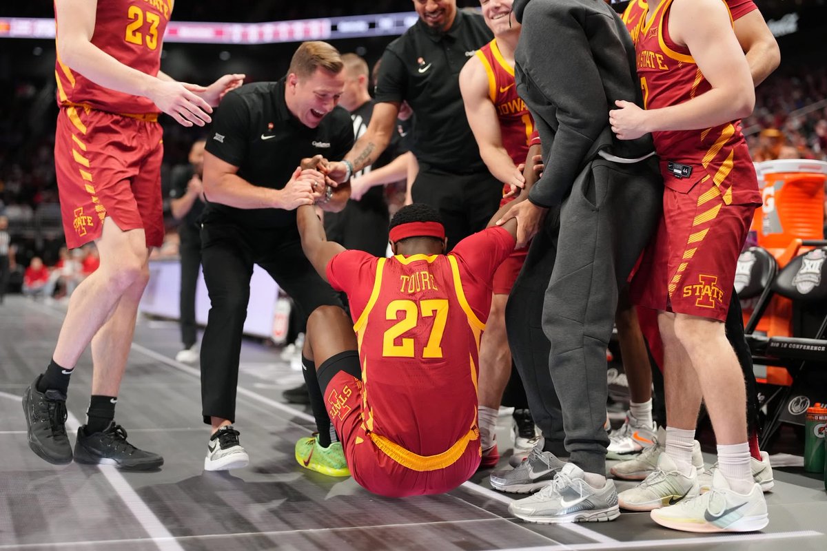 Zach Vander Linden tweet media