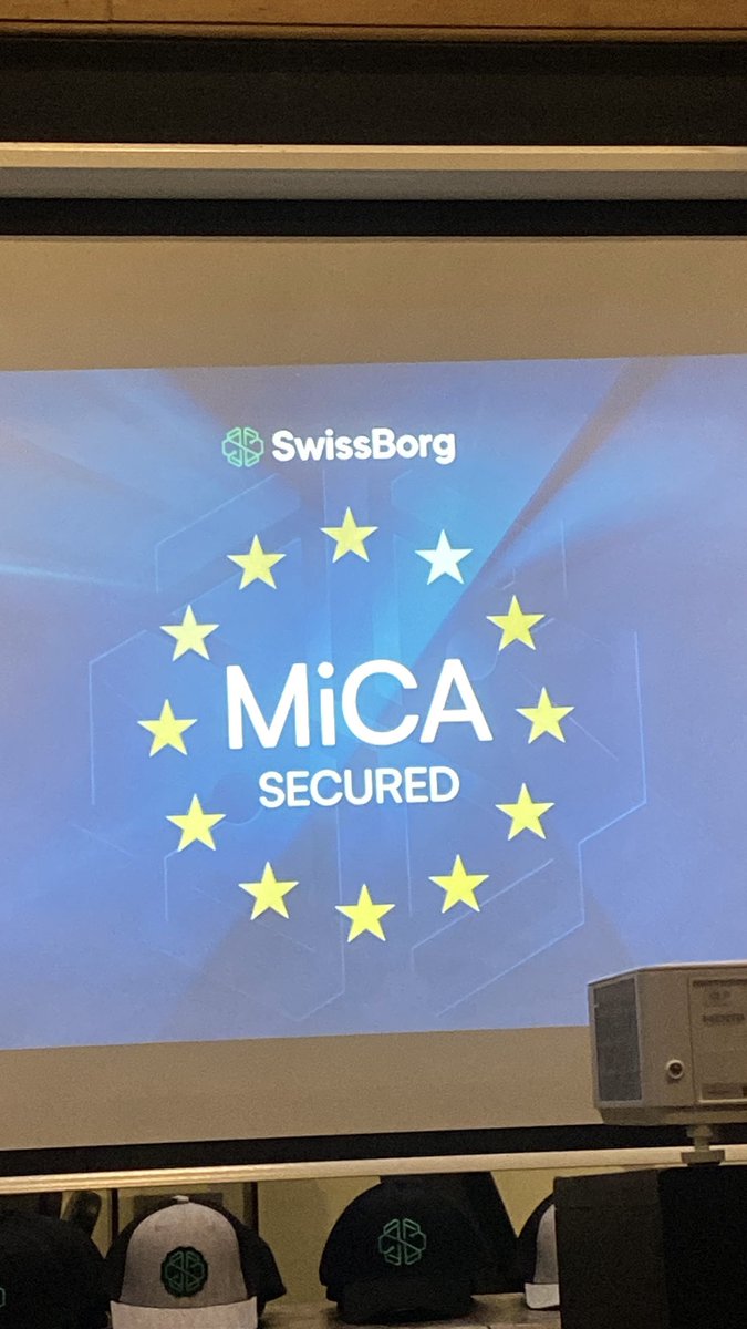 shellychang12 tweet media