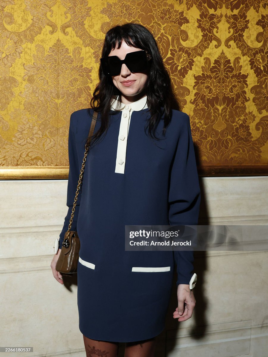 Daily Clairo tweet media