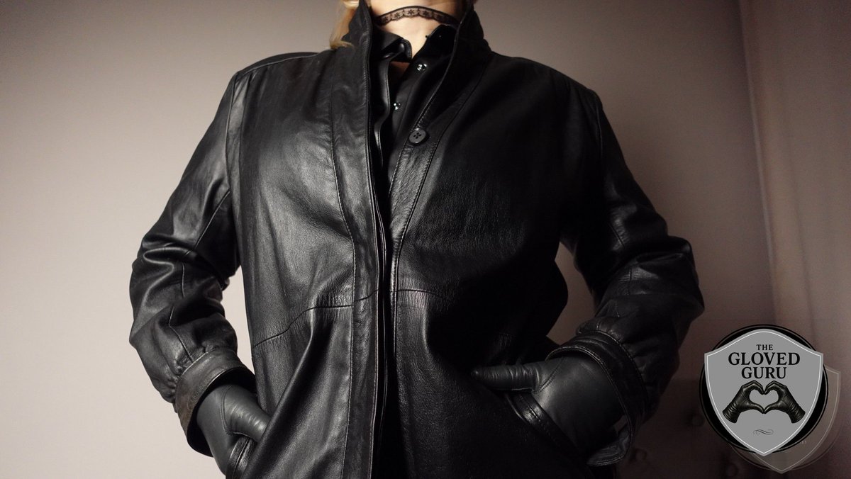 glovedguru's tweet photo. In leather, I feel the weight of history. Every stitch holds the stories of hands before mine, a quiet legacy woven into something timeless and enduring.
#HistoryInLeather #GlovedGuru #LeatherWisdom #LifeThreads #MatureBeauty #LeatherTimeless #GeschichteImLeder #GlovedGuru #LederWeisheit #LebensFäden #ReifeSchönheit #ZeitlosesLeder