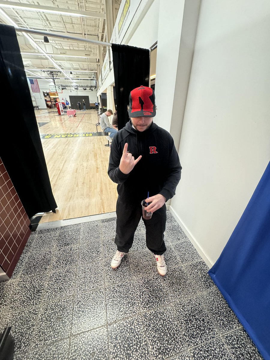 Evan (aka Ebo) tweet media