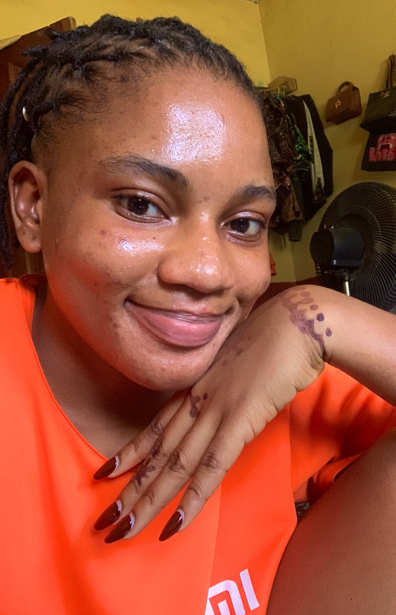 Iamkrebkira's tweet image. With filter.                                   Without filter.