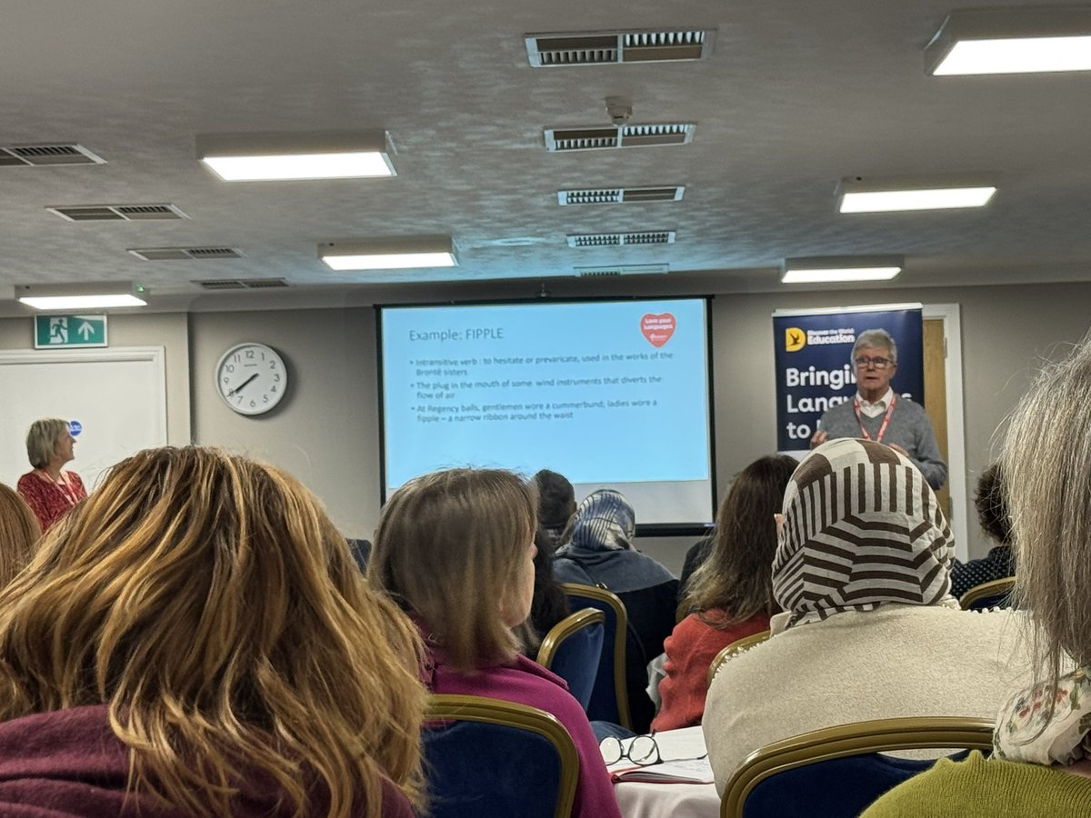 CristaHazell's tweet photo. @StevenFawkes sharing #callmybluff with us all this evening in @ALL4language first #show&amp;tell #lw2026 fringe event right now  @AnnaLiseGordon @StevenFawkes #mfltwitterati #all4language #mflchat #langchat #edutwitter #funfunfun https://t.co/wsS5YQbDl6