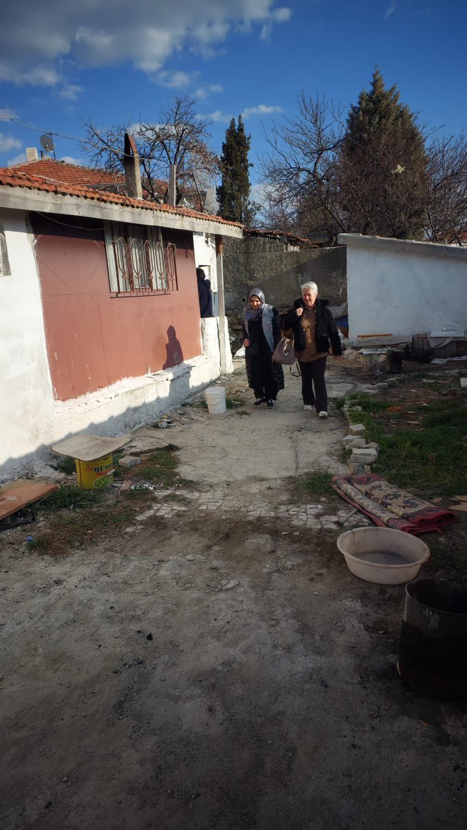 haymanaAKKADIN's tweet photo. 📍 Seyran  Mahallesi
İl Kadın Kolları Yönetim Kurulu üyelerimiz ve ilçe teşkilatımız ile birlikte Ramazan ziyaretlerimizi gerçekleştirdik.
Kapı Kapı,Gönül Gönüle 🌸
@tugbaisikercan 
@akgul_aysel https://t.co/a9HGXnWBZa