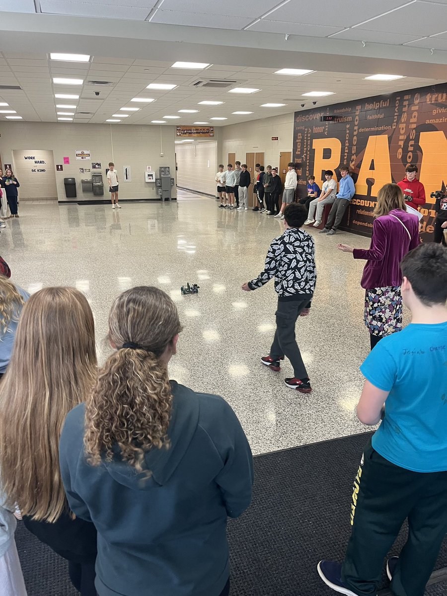 Ross Middle School tweet media