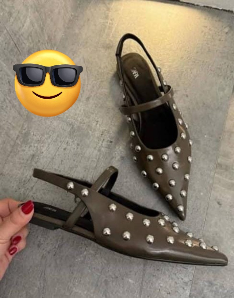 Il y a tellement de belles petites ballerines hyper sympas et bien designées ! 

Il n'y a pas que les ballerines qui se plient comme tout !

Oui je les vends ! Venez chez <a href="/Shoesly237/">😷Shoesly 👠</a>