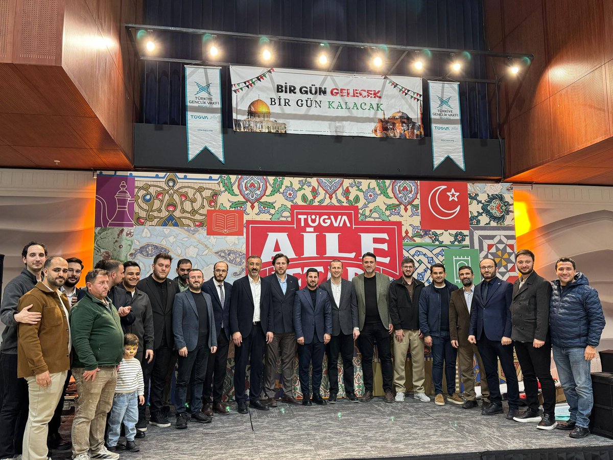 abdulhamidbalta's tweet photo. 📍 Kocaeli

Kocaeli İl Temsilciliğimizin ev sahipliğinde düzenlenen TÜGVA aile iftarı programında dava arkadaşlarımızla bir araya geldik. 

Ramazan’ın bereketini paylaştığımız bu güzel buluşmada bizleri ağırlayan tüm teşkilat mensuplarımıza teşekkür ediyorum. https://t.co/jx2cVLzdOX