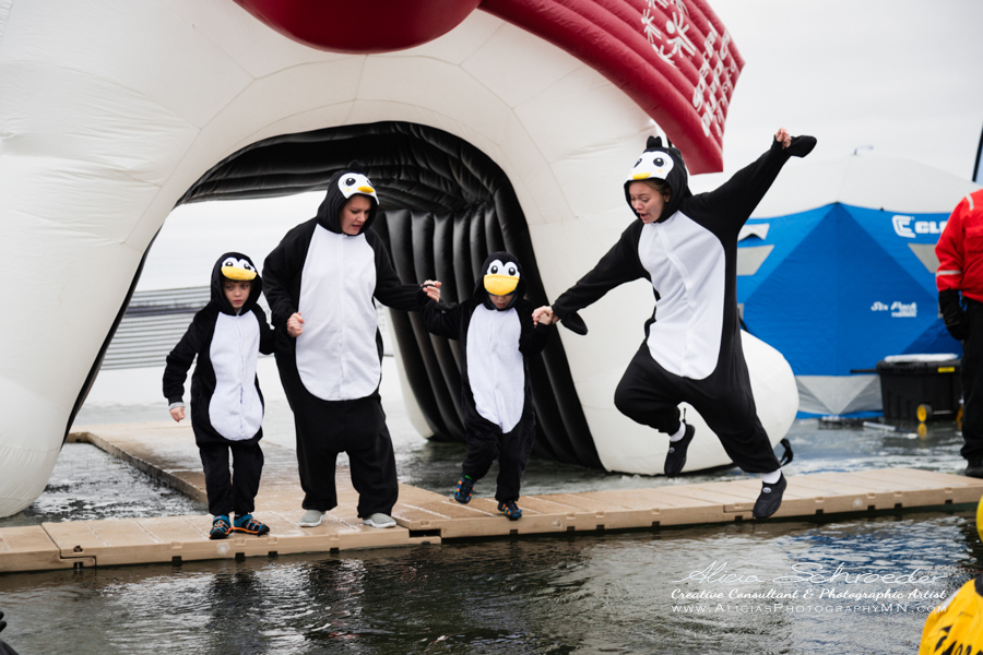 PlungeMN's tweet photo. Operation Polar Plunge is a go. Flippers up, team!🐧 https://t.co/rqMjXMkN7N