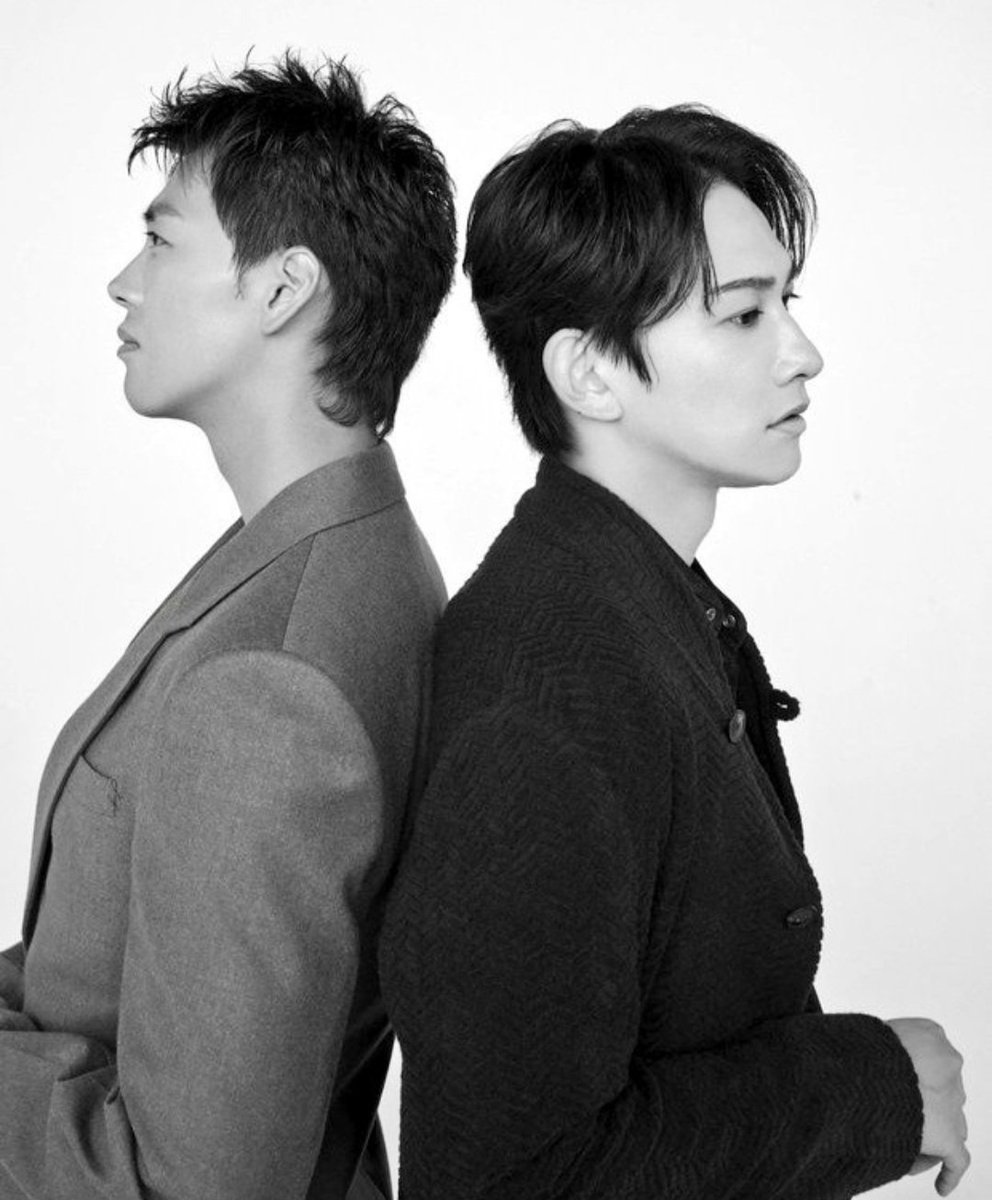 they knew they were totally slaying with their side profiles sculptured by the greatest artists

#10DANCE