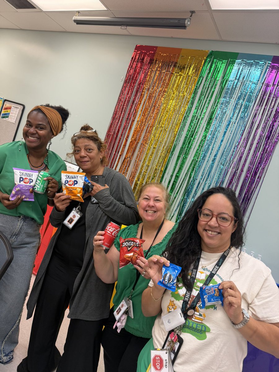 Mrs_Jimenez_BHE's tweet photo. We are over the RAINBOW with our amazing staff! 🌈🐾💙 https://t.co/9Am03k6DRW