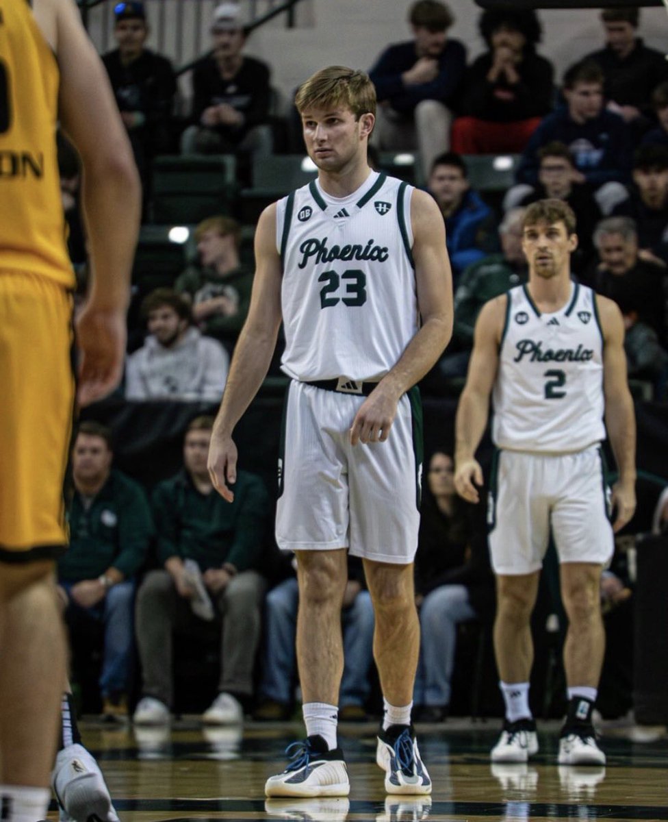 Tobias Bass tweet media