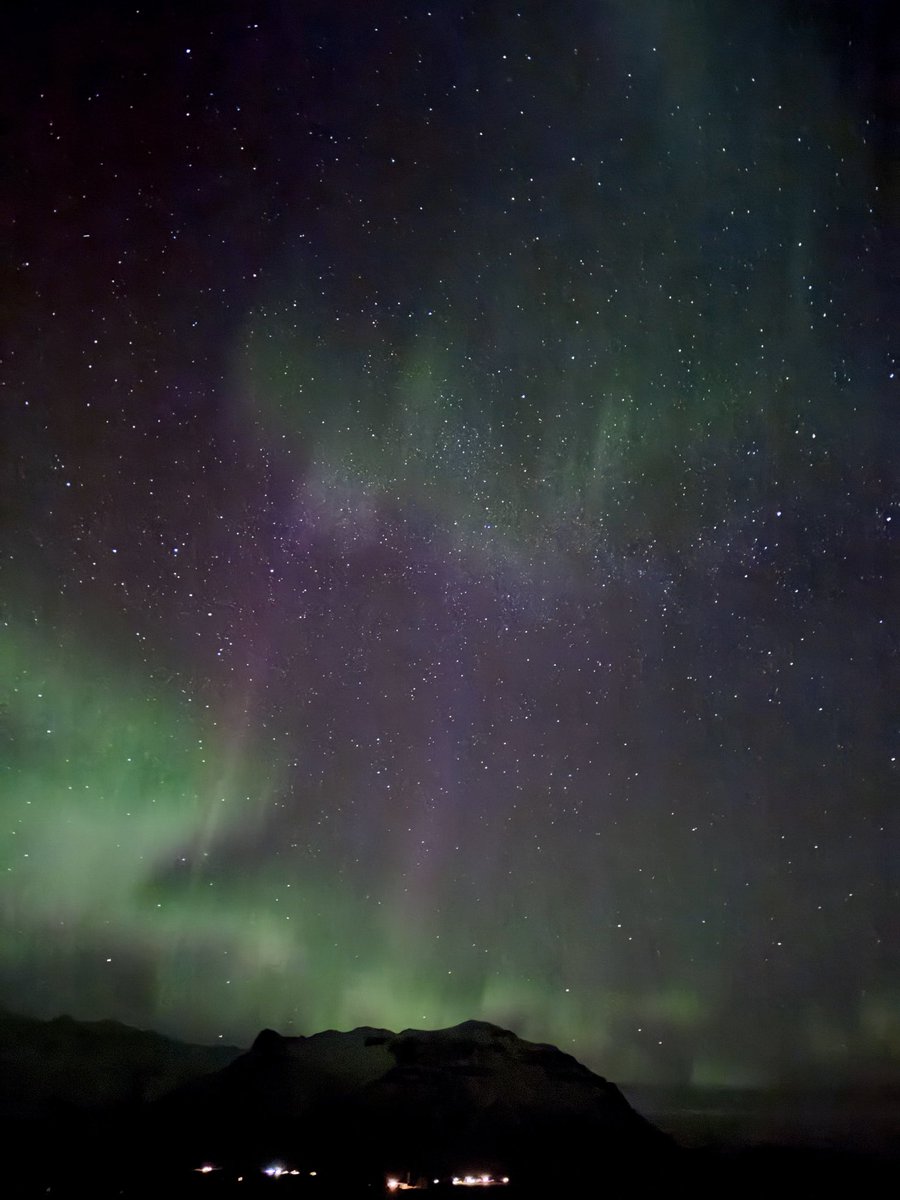 Rania // underflowR tweet media