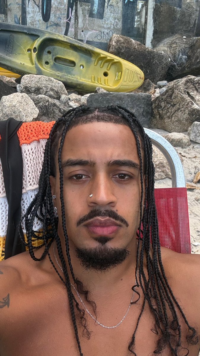 jusé com u tweet media