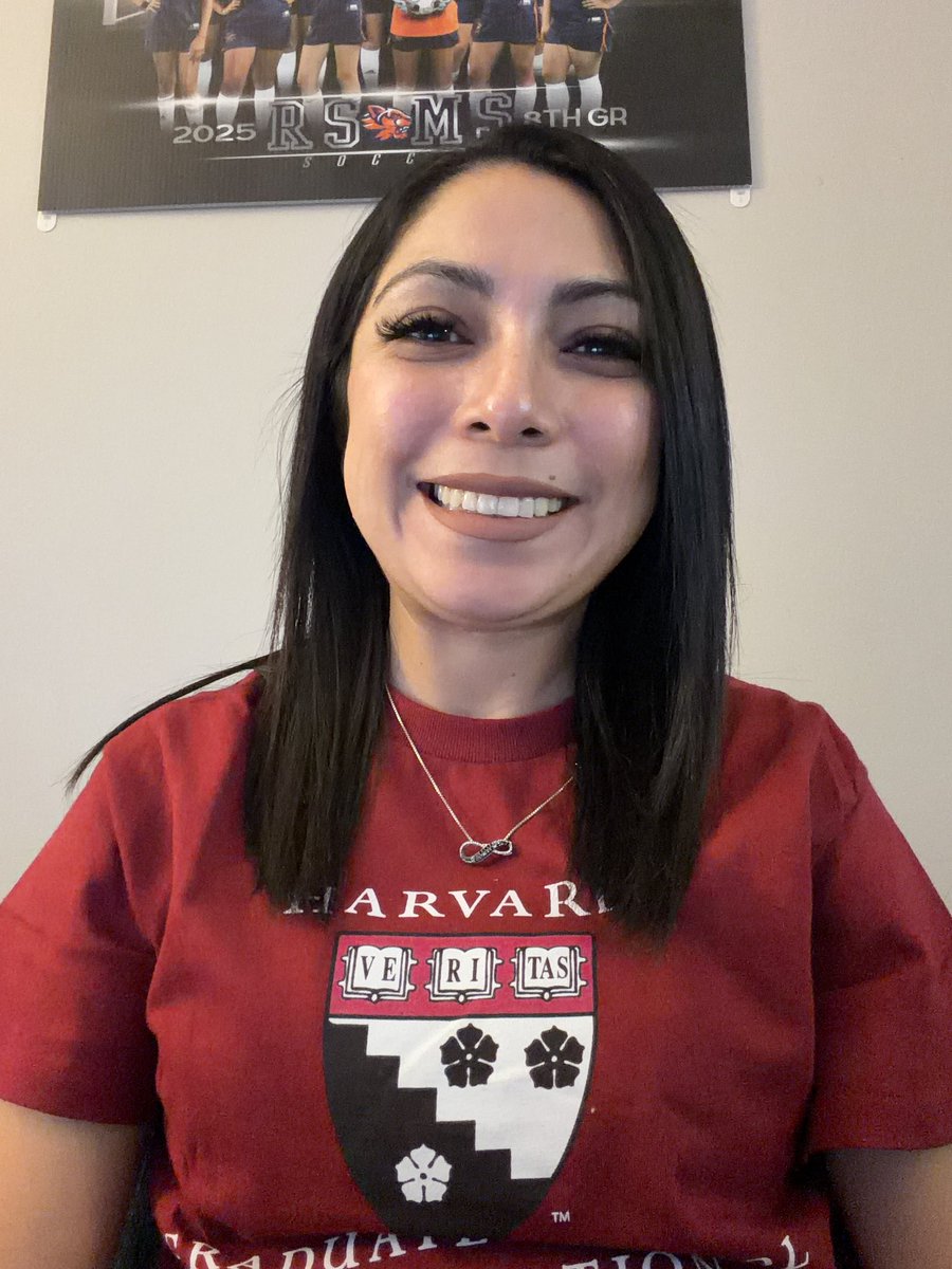 Gloria Medel tweet media