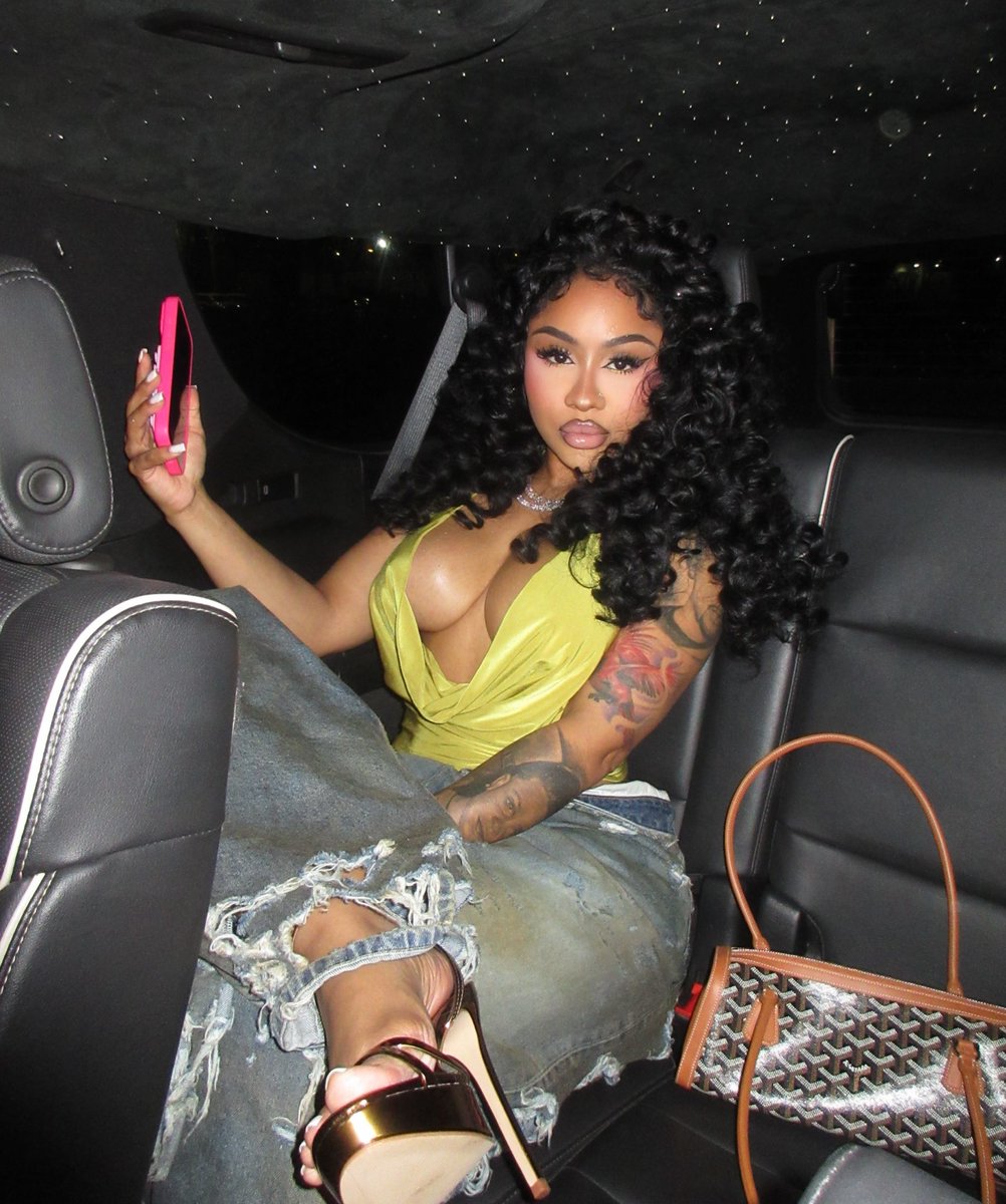 KYLESISTER tweet media