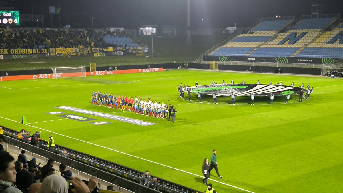 vogrinčeva tweet media