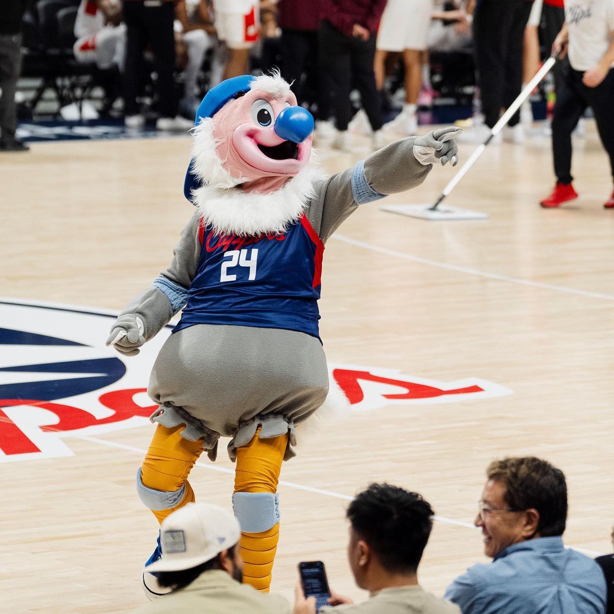 Visit Oceanside tweet media