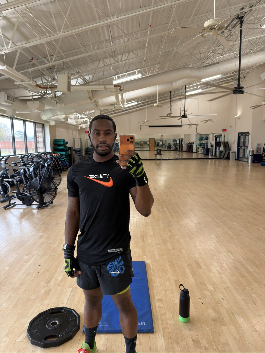 CeddyKang tweet media