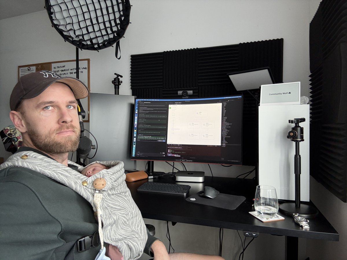 Michael Houghton 🐺 tweet media