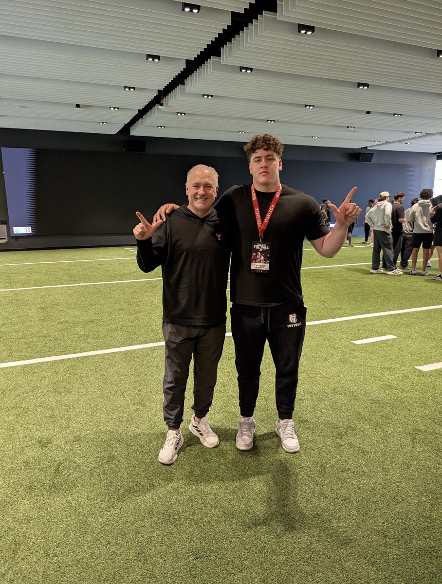 TikiTeeples tweet media