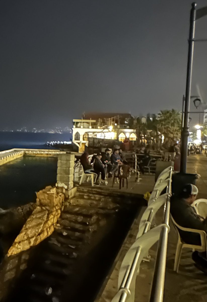 Álvaro Vargas Llosa tweet media