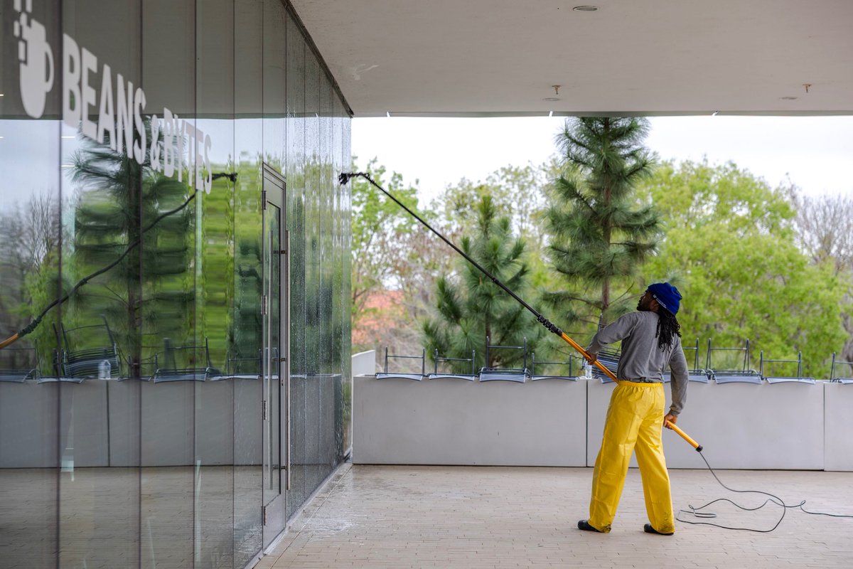 UF Facilities Services tweet media