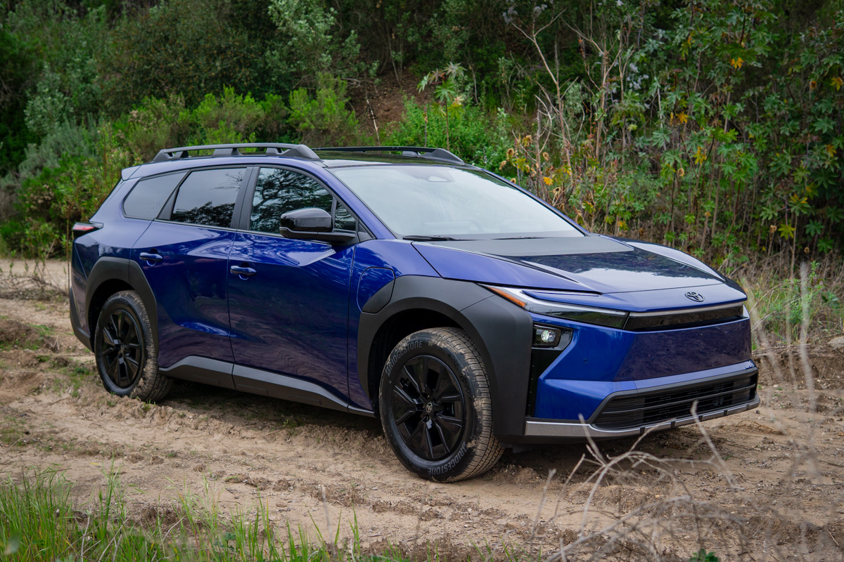 CarGurus tweet media