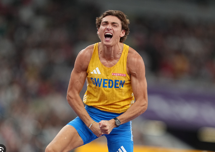 ANOTHER WORLD RECORD!

Mondo Duplantis and the mathematics of the pole vault.

Attempts needed for his 15 world records:

6.17 → 5
6.18 → 1
6.19 → 51
6.20 → 3
6.21 → 2
6.22 → 9
6.23 → 16
6.24 → 7
6.25 → 18
6.26 → 2
6.27 → 3
6.28 → 7
6.29 → 11
6.30 → 3
 6.31 → 4