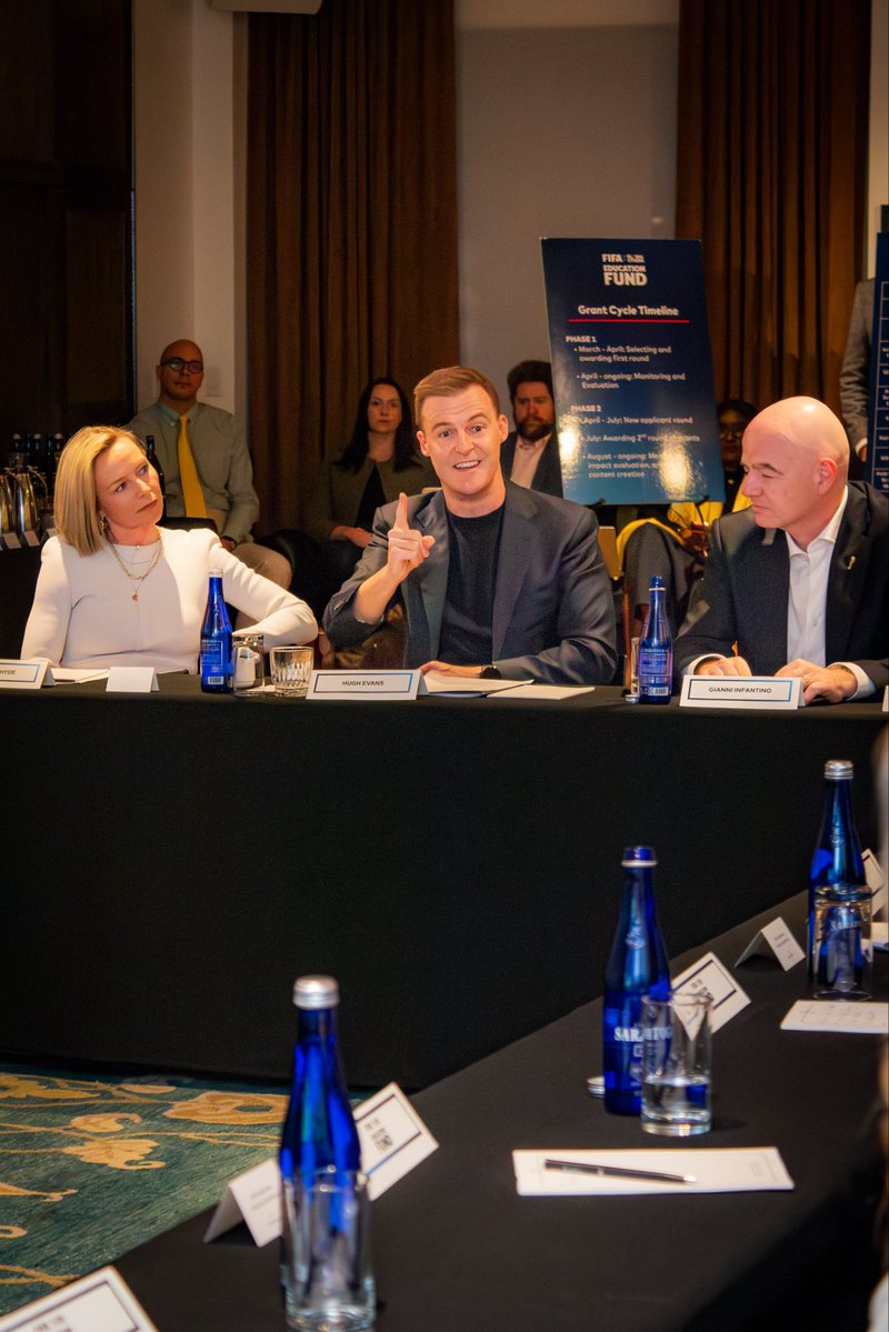 Hugh Evans tweet media