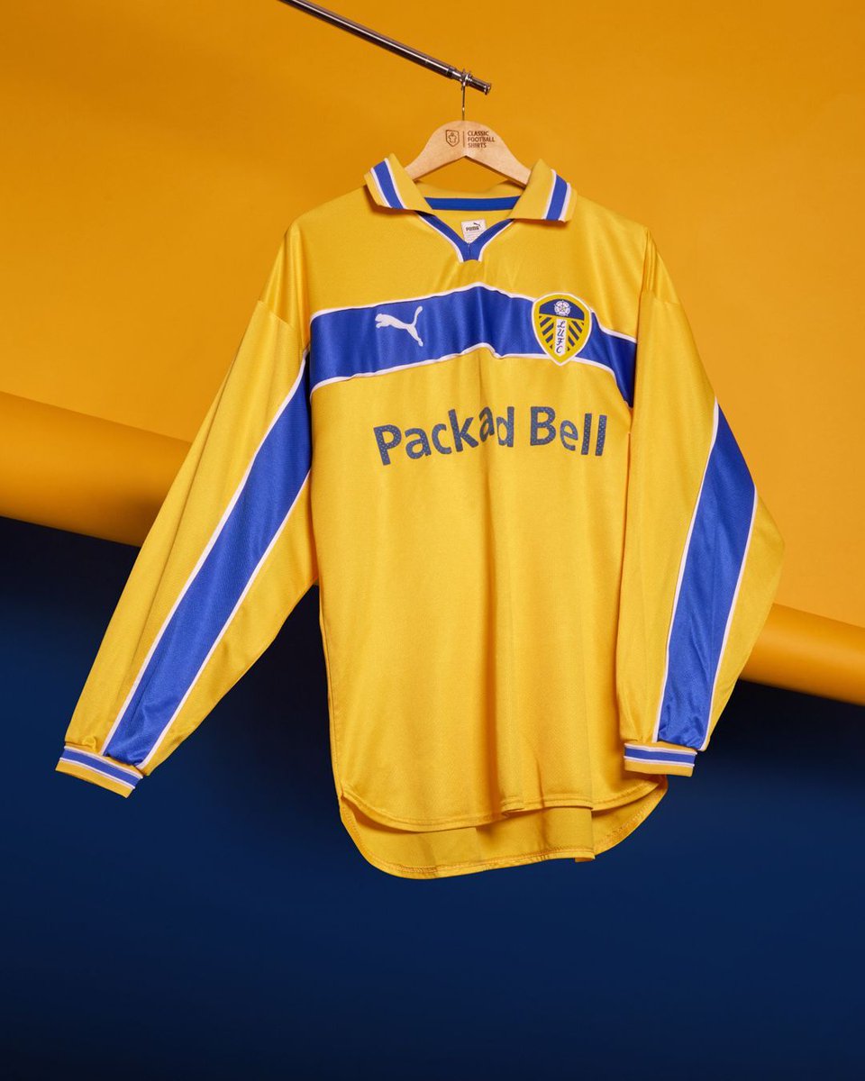 Classic Football Shirts tweet media