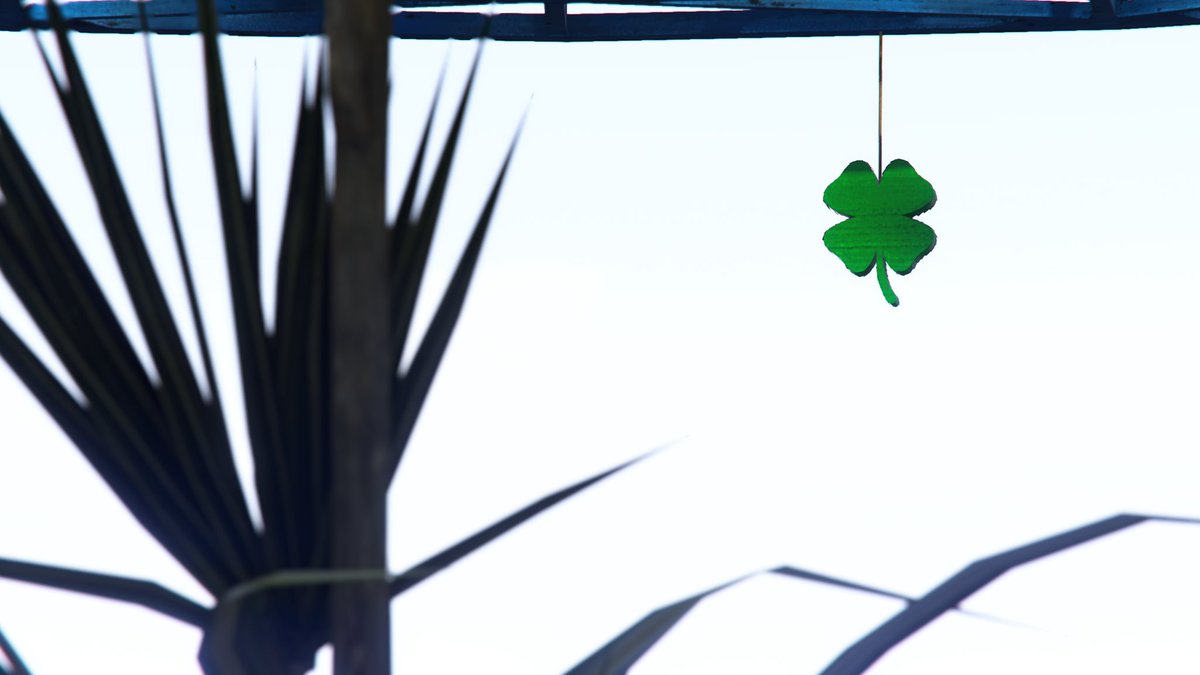 slatz_7's tweet photo. Lucky Clovers 🍀 
#GTAOnline 
#RockstarGames 
#éire https://t.co/LPRrT168pz