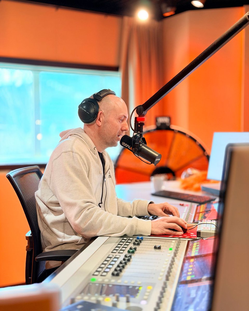 PUREjingles's tweet photo. Testing jingles. For research purposes 🤔🎶

#radio #jingles #netherlands #audiobranding #audio https://t.co/IVClSXVPVl
