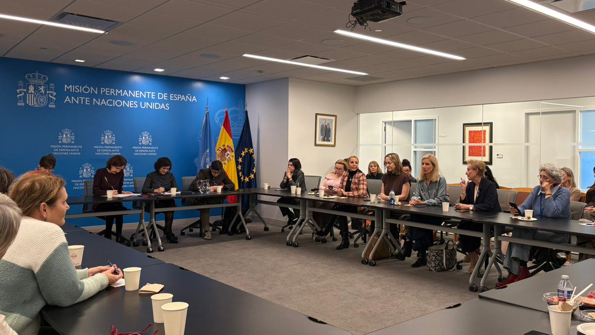 Carmen Quintanilla tweet media