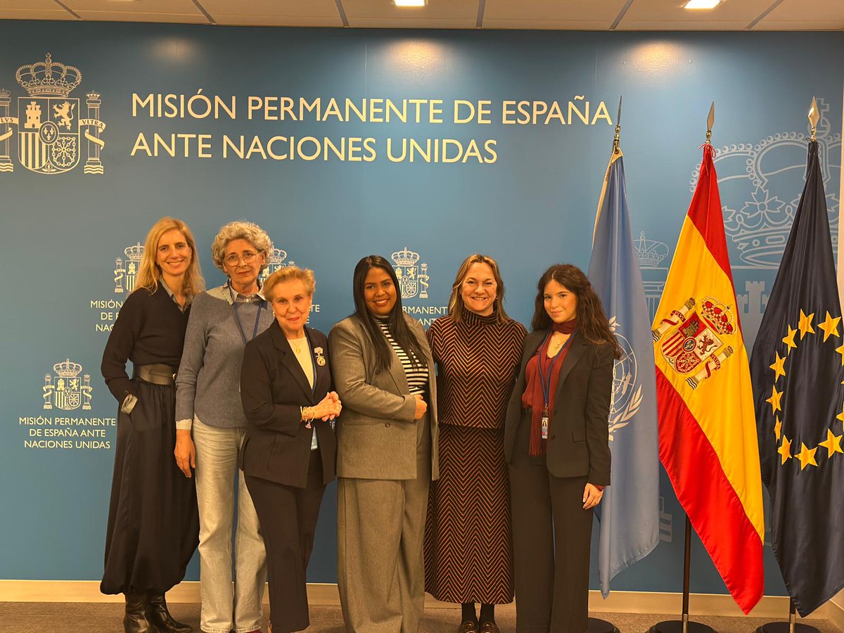 Carmen Quintanilla tweet media