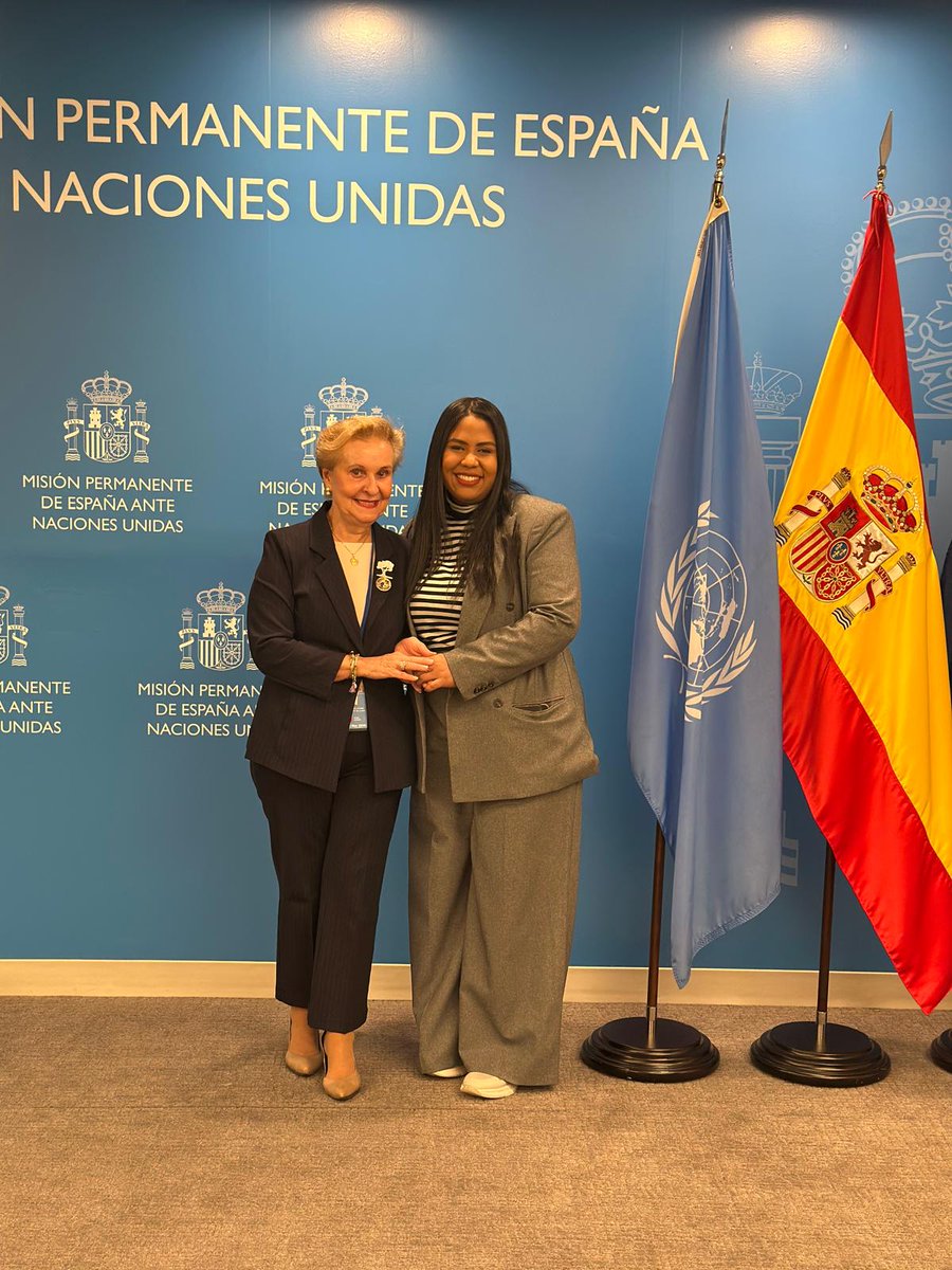 Carmen Quintanilla tweet media