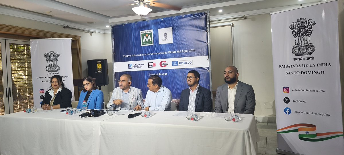 India in Dominican Republic & Haiti tweet media