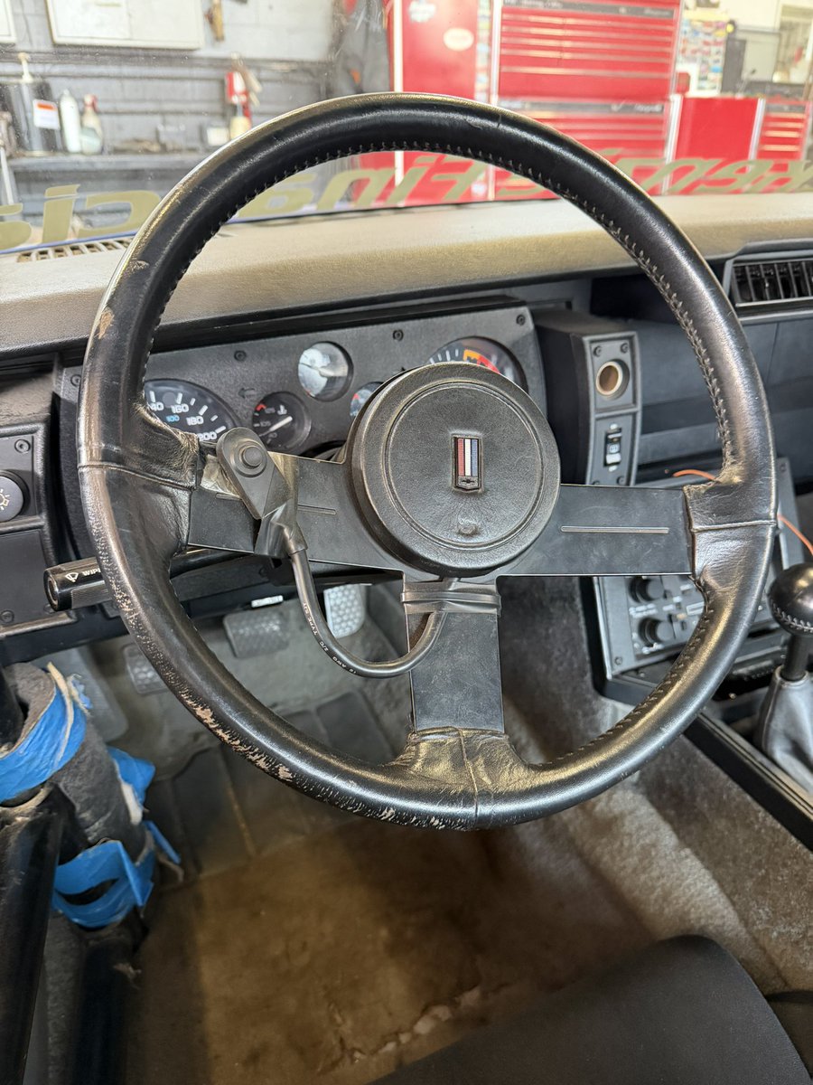 RobinsonAutomotive.com tweet media