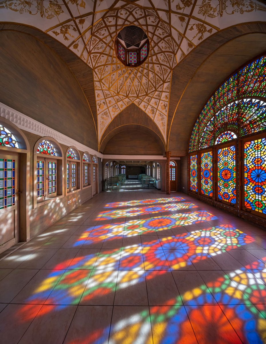 wana_visualss's tweet photo. 🇮🇷 Dad Hotel, Yazd, Iran https://t.co/eYIwFpybBC